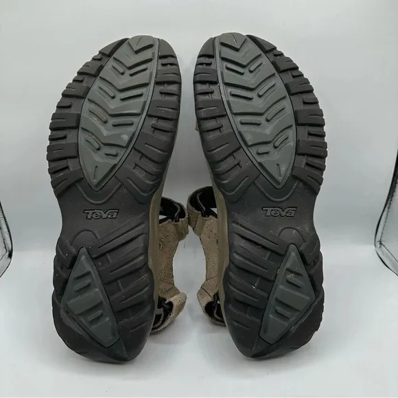 Teva Katavi 2 Sandals Men’s 12 Bungee Cord  Double Straps Hiking Outdoor