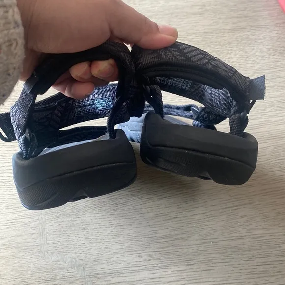 Teva Men's Hurricane XLT 2 Black Gray Strap Outdoor Hiking Sandals US 9