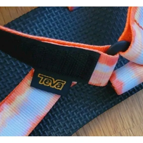 Teva Sandals Original Universal Hiking Women's Size 8 New Outdoor Water Sports