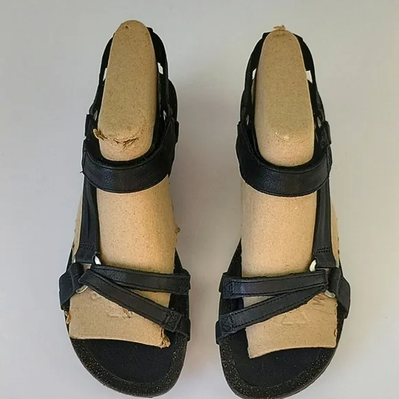 Teva Ysidro Leather Strappy Wedge Sandals Black Size 7.5