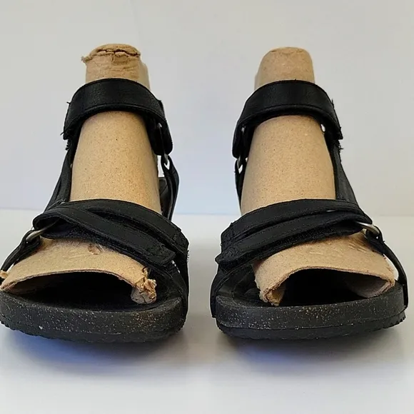 Teva Ysidro Leather Strappy Wedge Sandals Black Size 7.5