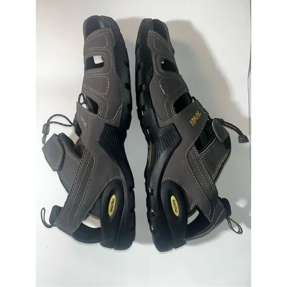 Teva Forebay outdoor sandals