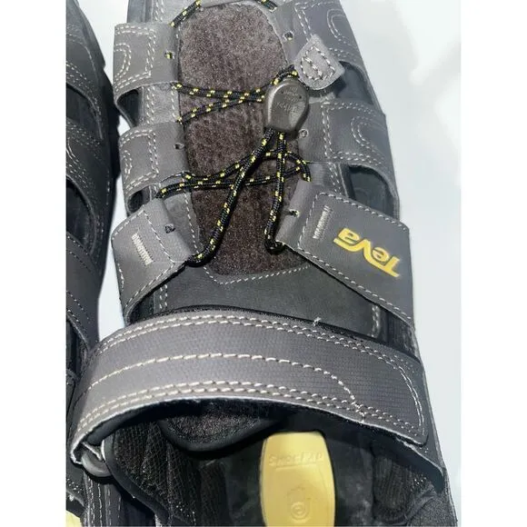 Teva Forebay outdoor sandals