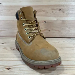 Timberland 6 Inch Waterproof Primaloft Boots 12709Youth Boy’s Size 4 M Wheat
