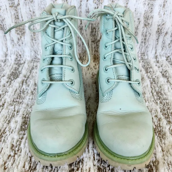 Timberland &quot;6 Inch Premium&quot; Seafoam Green Leather Combat Boots | Women's Size 7