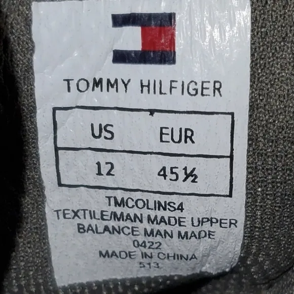 Tommy Hilfiger Men's Size 12  Camouflage  Duck  Boots.