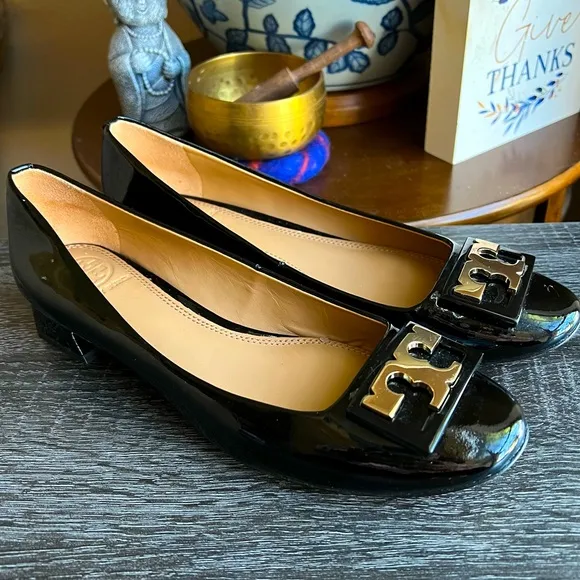 Tory burch Gigi Blsck Patent Leather Pumps US5.5