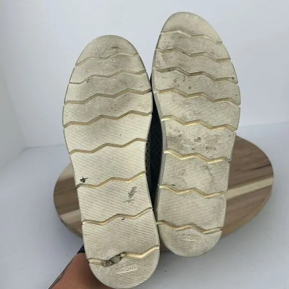 TRASK Lena Perforated Oxford Sneakers Shoes Metallic 6.5