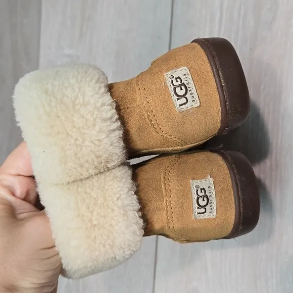 Ugg Australia Jorie II Kids Girl Leather Sheepskin Boots shoes sz 8 Toddler