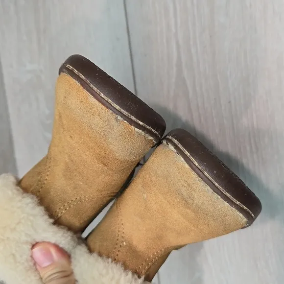 Ugg Australia Jorie II Kids Girl Leather Sheepskin Boots shoes sz 8 Toddler