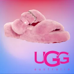 UGG Fuzz Yeah Shearling Pink Buckle Slides Sandals Size 9‎ Indoor or Outdoor EUC