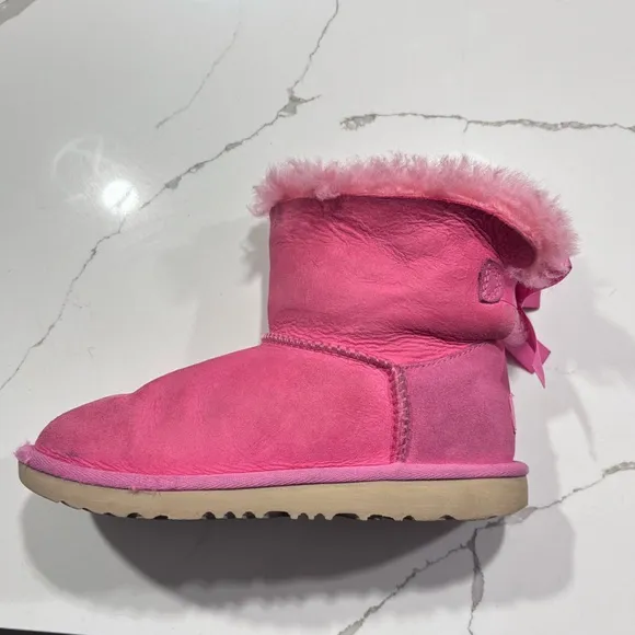 Ugg | Girls Pink Toddler Mini Bailey Bow Winter Leather Boots