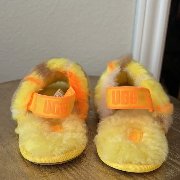 UGG Kids Fluff Yeah canary yellow plaid punk slip on slide sandals. Size 11