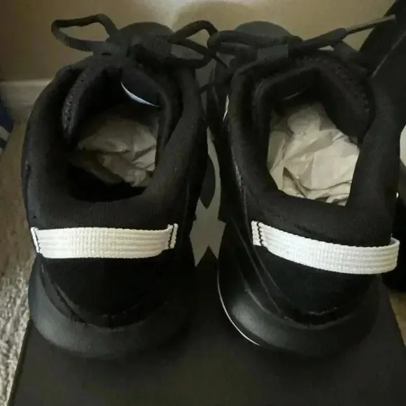 Under Armour UA Lockdown 6 Basketball Shoes‎ Black Men Size 11 Art.3025616-003