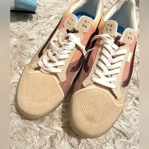 VANS | Men’s UA EVDNT UltimateWaffle Shoes 13 *spot