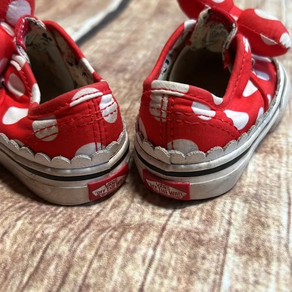 Vans Minnie shoes