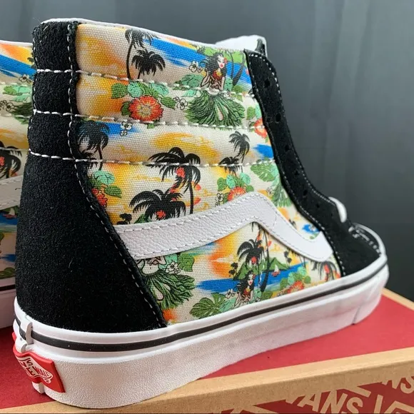 Vans Sk8-Hi Aloha Suede Sizes 7.5 Womens