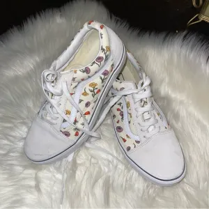 Vans Women's 10.5 Men’s 9 Old Skool Floral Poppy Cream White Low Top Skate Shoes