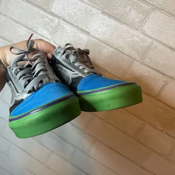 Vans X Marvel Collab Old Skool Avengers Shoes Sneakers Size Women's 6.5/Men's 5