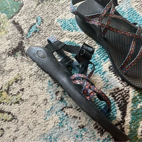 Women’s black and red Aztec Chaco outdoor sandals