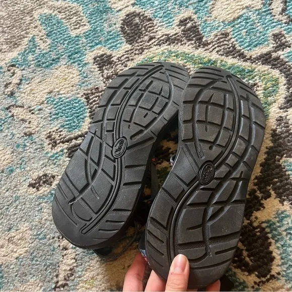 Women’s black and red Aztec Chaco outdoor sandals