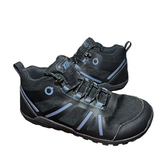 Women’s Black XERO day hiker boots size 9