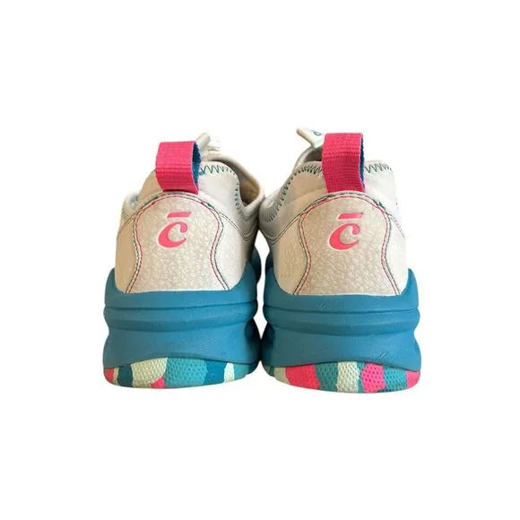 Women's Clove Classic Sneaker Size W8 White Nursing Healthcare Slip on
