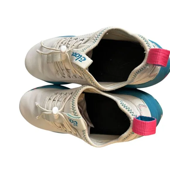 Women's Clove Classic Sneaker Size W8 White Nursing Healthcare Slip on