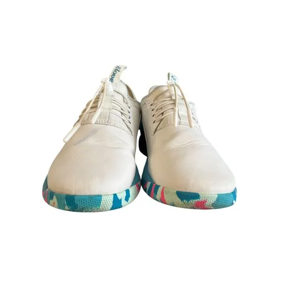 Women's Clove Classic Sneaker Size W8 White Nursing Healthcare Slip on
