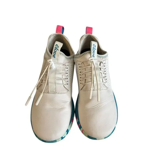 Women's Clove Classic Sneaker Size W8 White Nursing Healthcare Slip on