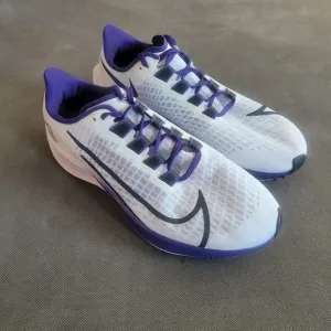 Women's Nike Air Zoom Pegasus US 7 White and Purple Athletic Shoes TCU