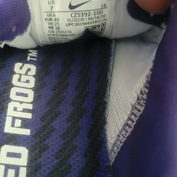 Women's Nike Air Zoom Pegasus US 7 White and Purple Athletic Shoes TCU