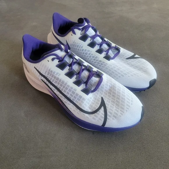 Women's Nike Air Zoom Pegasus US 7 White and Purple Athletic Shoes TCU