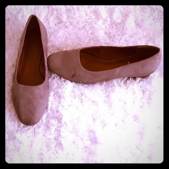 Women’s  short heels shoes  Gray/tan Pumps Shoes Halston