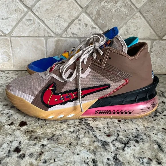 XBOX X SPACE JAM X LEBRON 18 LOW WILE E. X ROADRUNNER' Size 8 1/2