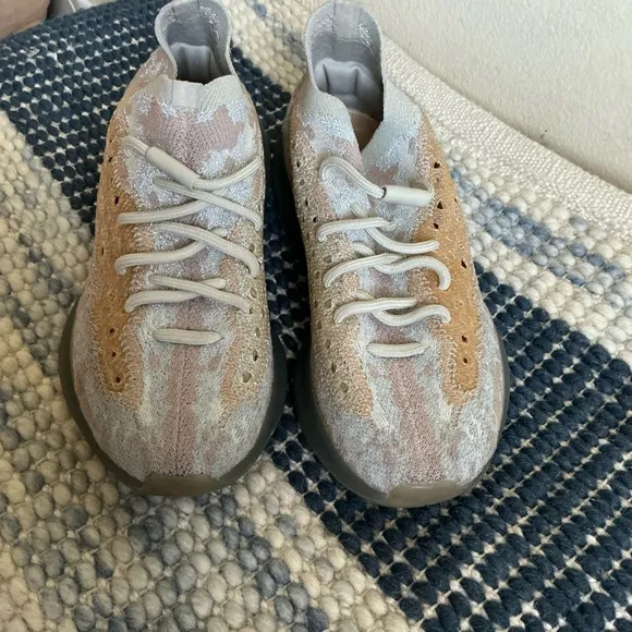 Yeezy Boost Adidas 380 Pepper comfort Size 6 Men’s women’s 8