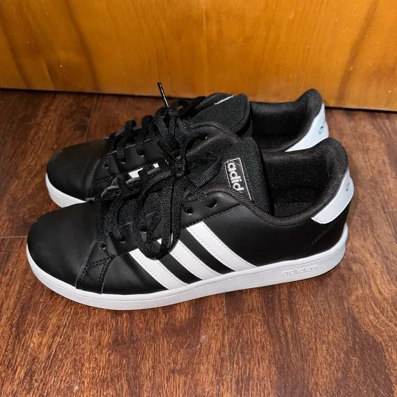 Youth Adidas Black Grand Court Shoes size 6