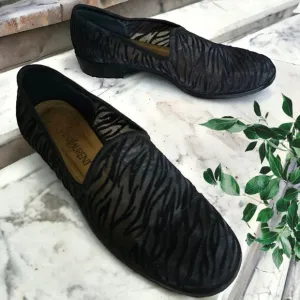 YVES SAINT LAURENT  8.5 Italian Made TARIN THOMAS Mesh/Suede Tiger Flat Shoe