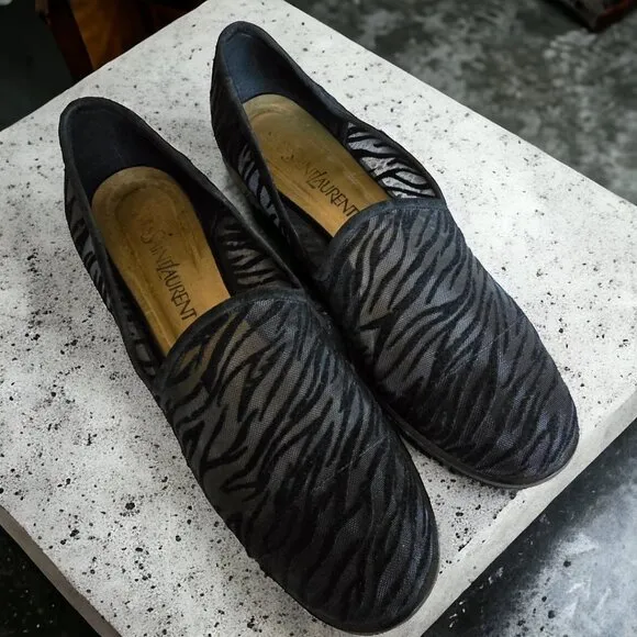 YVES SAINT LAURENT  8.5 Italian Made TARIN THOMAS Mesh/Suede Tiger Flat Shoe